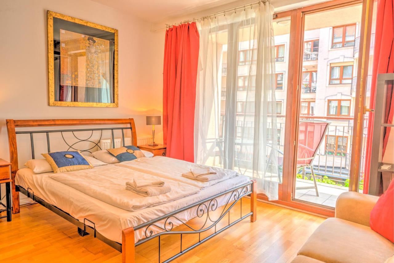 Budapest Center Apartments ภายนอก รูปภาพ