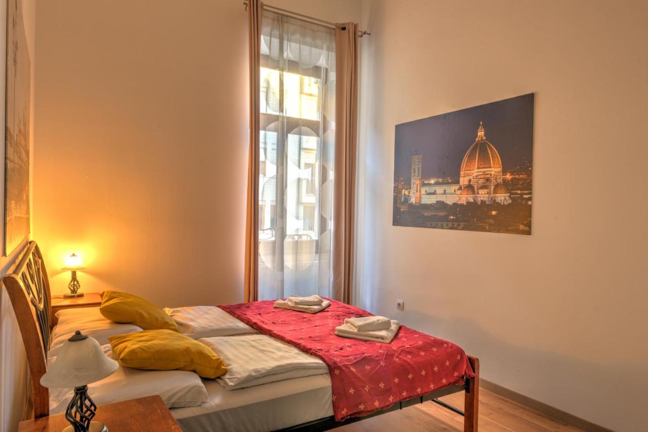 Budapest Center Apartments ภายนอก รูปภาพ
