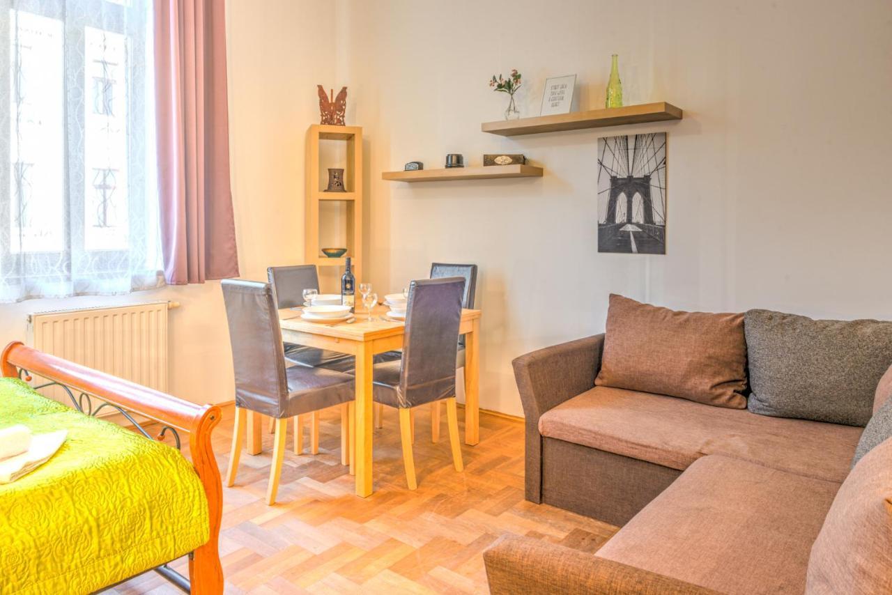Budapest Center Apartments ภายนอก รูปภาพ