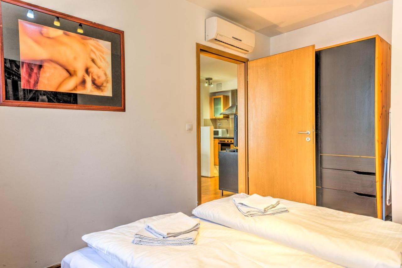 Budapest Center Apartments ภายนอก รูปภาพ