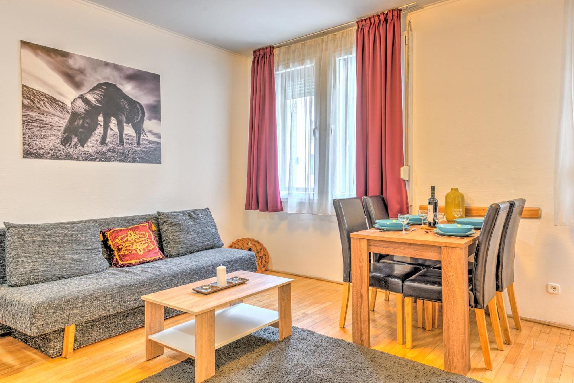 Budapest Center Apartments ภายนอก รูปภาพ