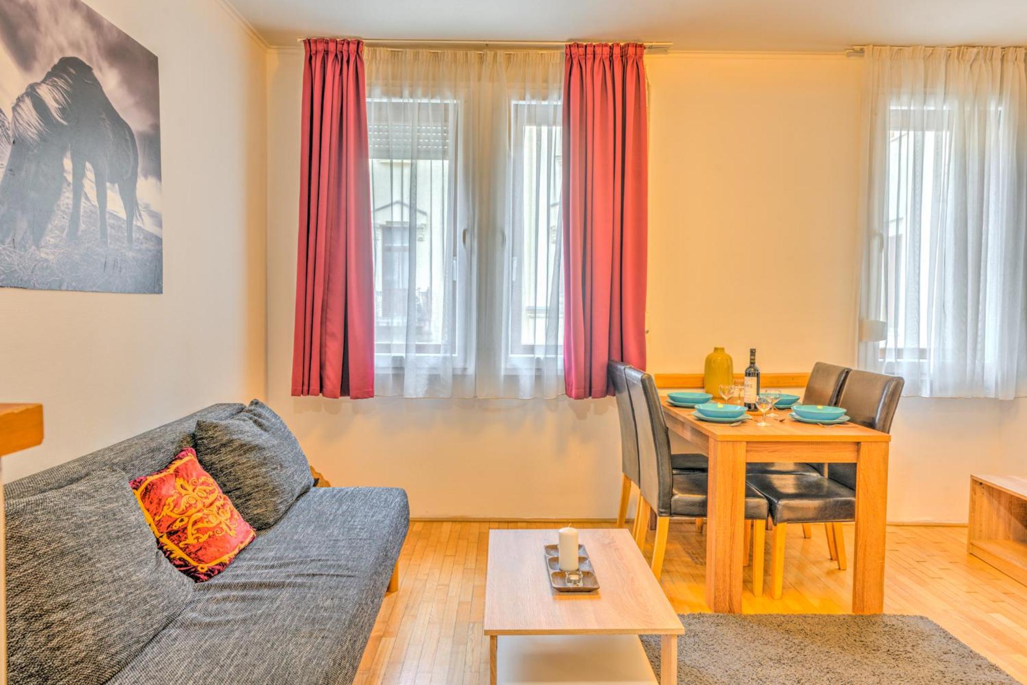 Budapest Center Apartments ภายนอก รูปภาพ
